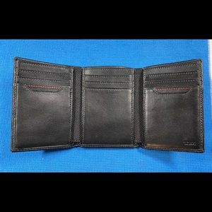 Tumi Trifold Mens Wallet